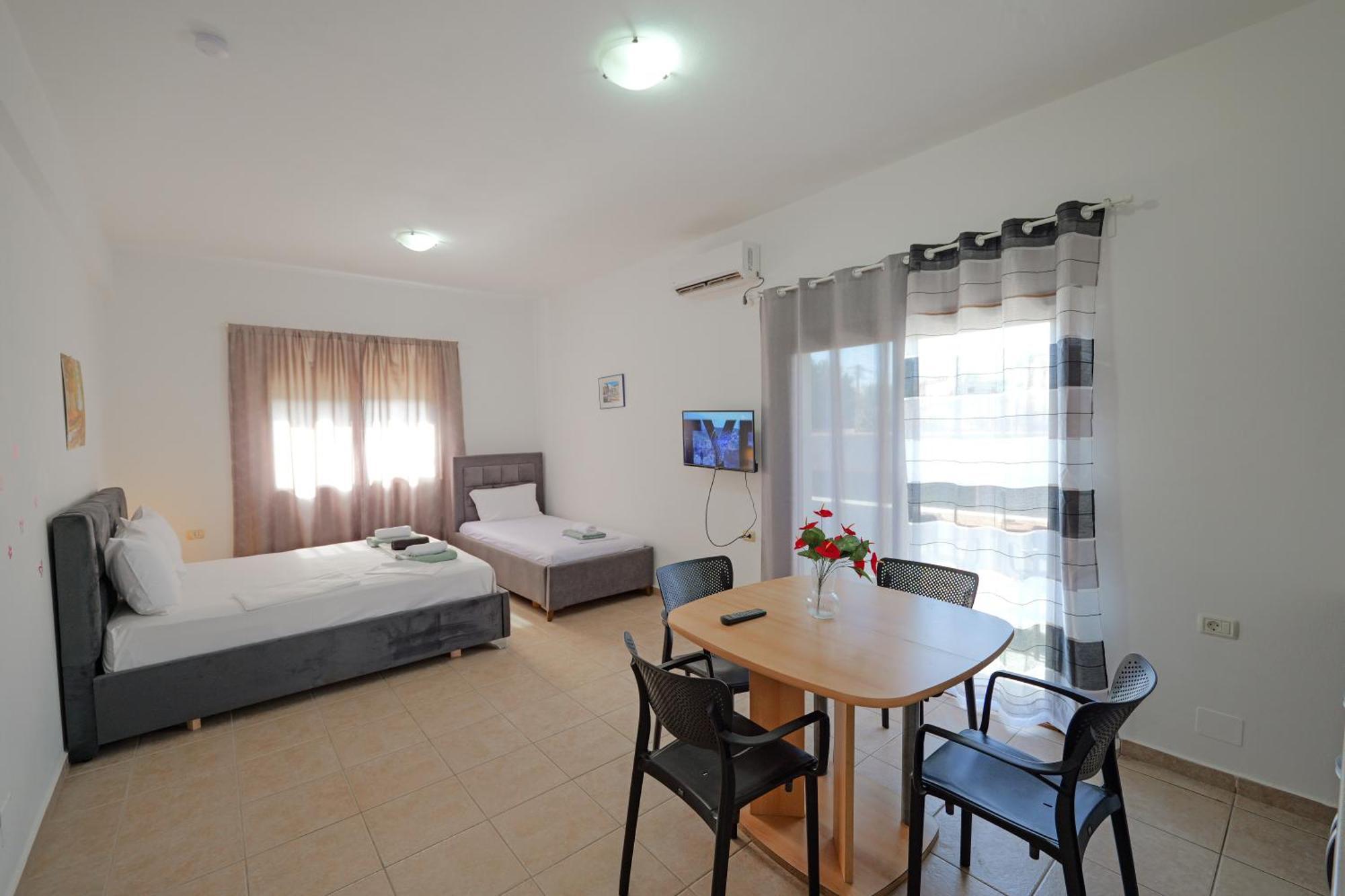 Central Garden Residence Sofia - Free Parking Ksamil Exterior photo